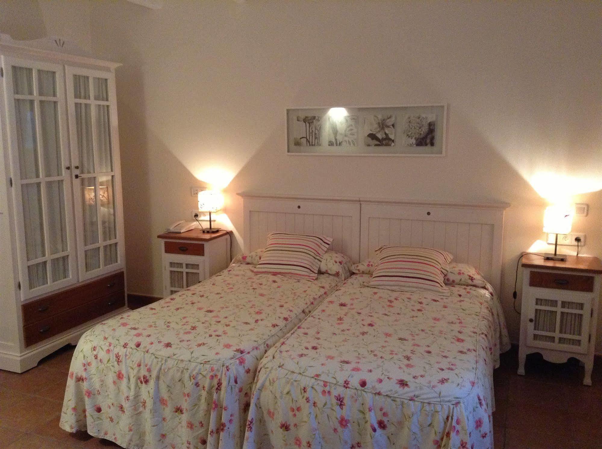 Hotel Es Mercadal Dış mekan fotoğraf
